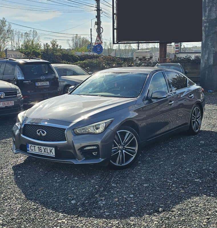 Infiniti Q50