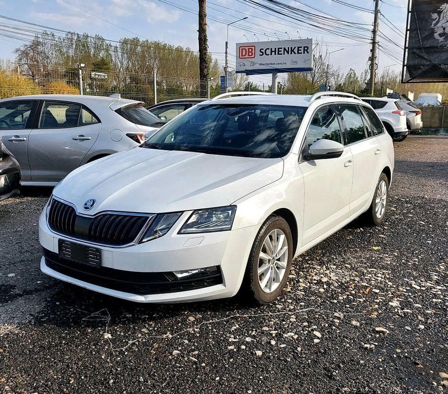 Skoda Octavia — 1/19