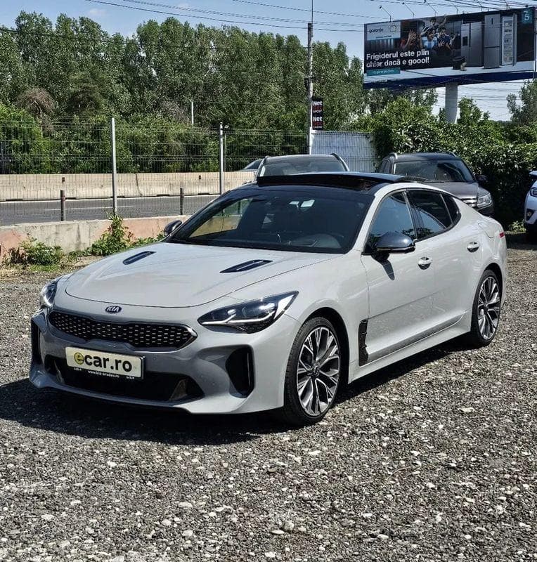Kia Stinger 2.0 T-GDI RWD GT Line — 1/22