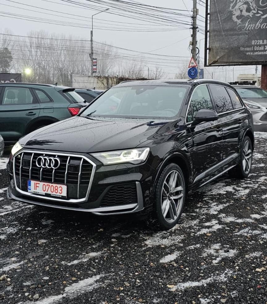 Audi Q7 55 TFSIe quattro tiptronic S line — 1/13