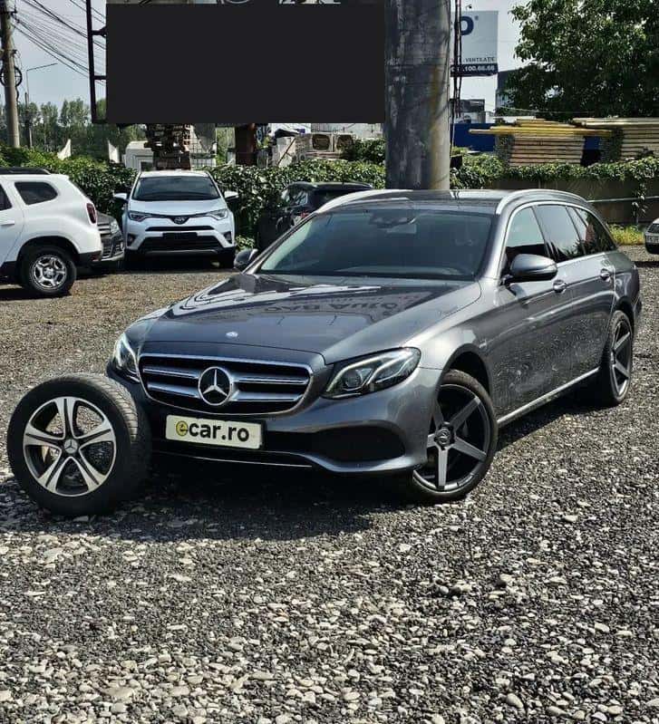 Mercedes-Benz E