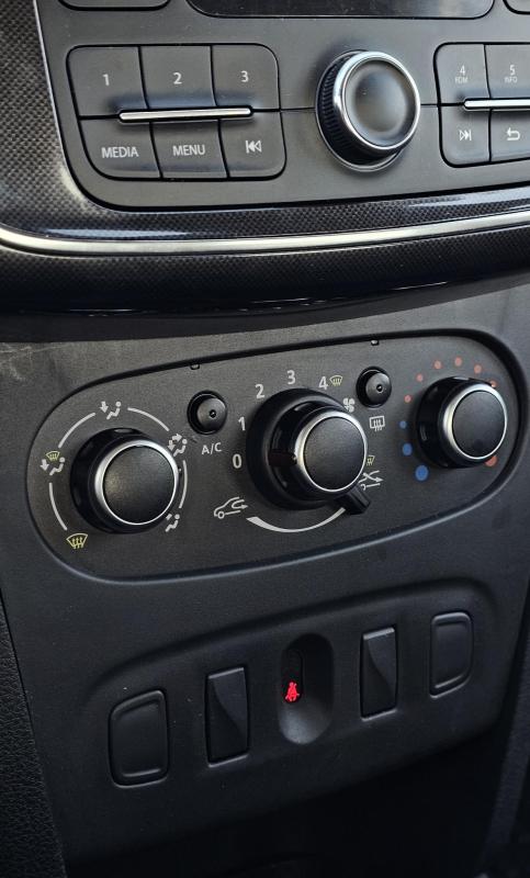 Car Thumb