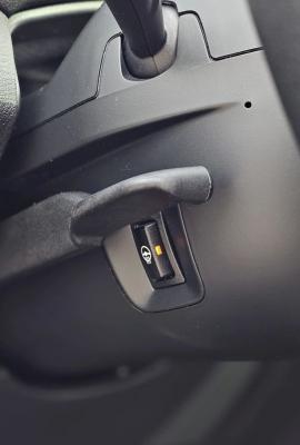 Car Thumb