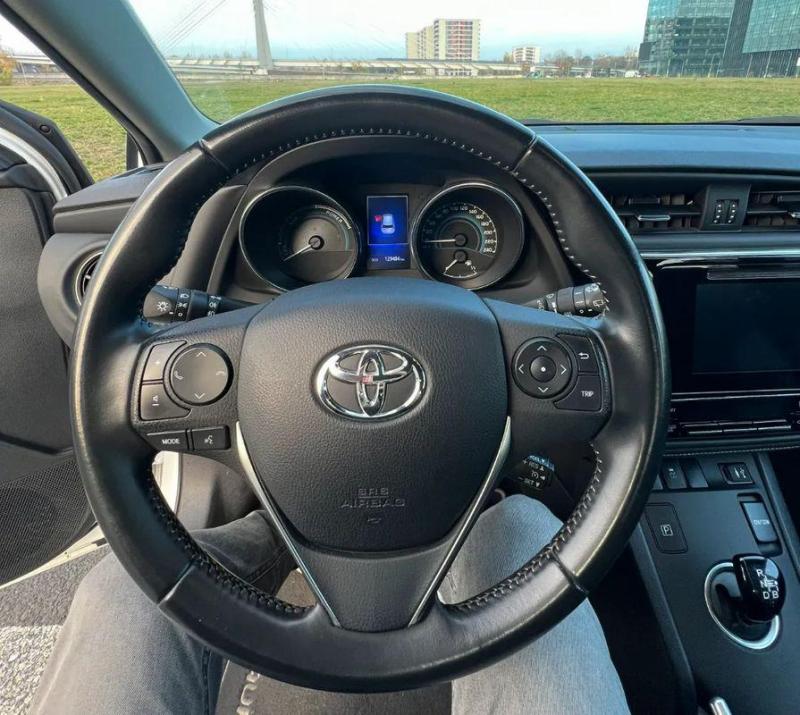 Car Thumb