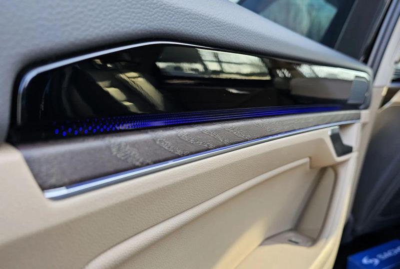 Car Thumb